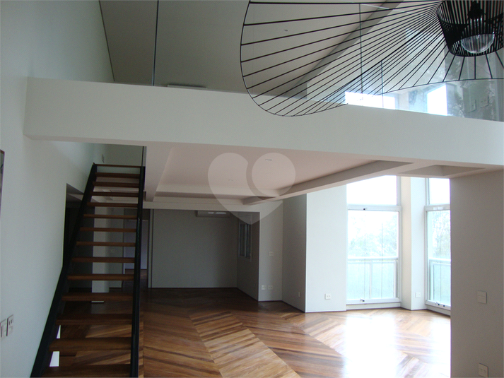 Wide View