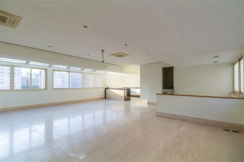 LINA SMITH DE VASCONCELOS