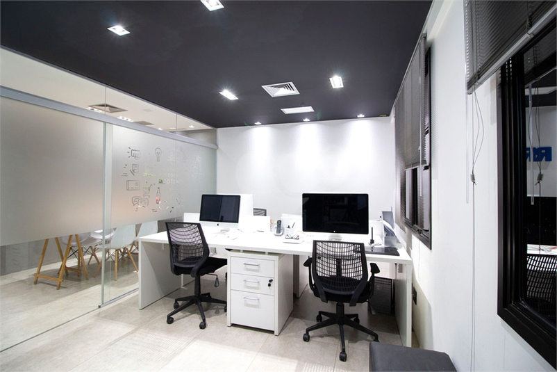 GUEDALA OFFICE CENTER