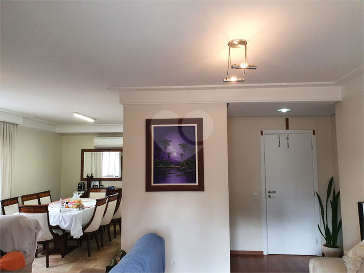 Inside Vila Olímpia