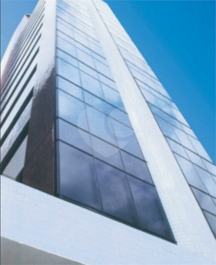 MANHATTAN OFFICE CENTER