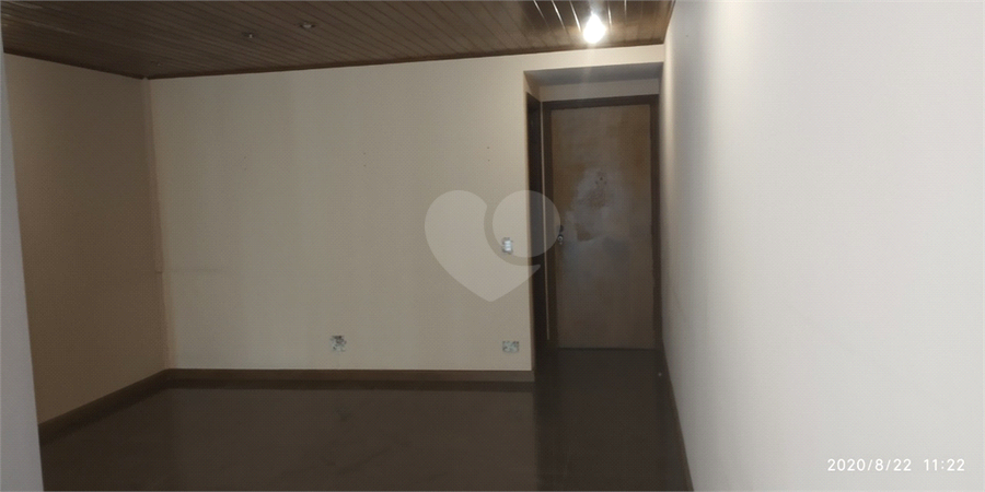 Praça Das Orquídeas