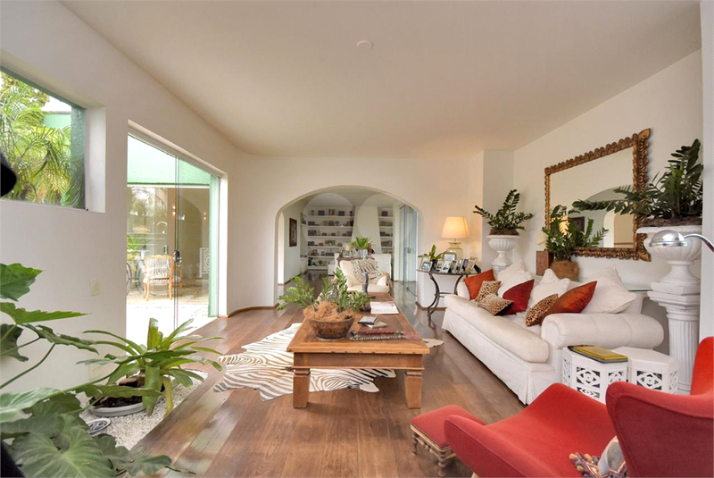 WILTON PAES DE ALMEIDA