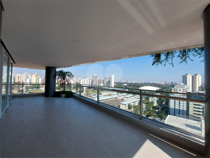 MN 15 Ibirapuera