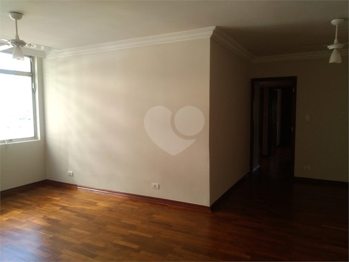 Condomínio Edifício Kent