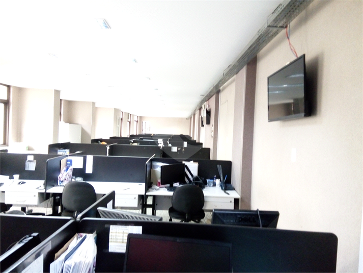 EDIFÍCIO DAS BANDEIRAS