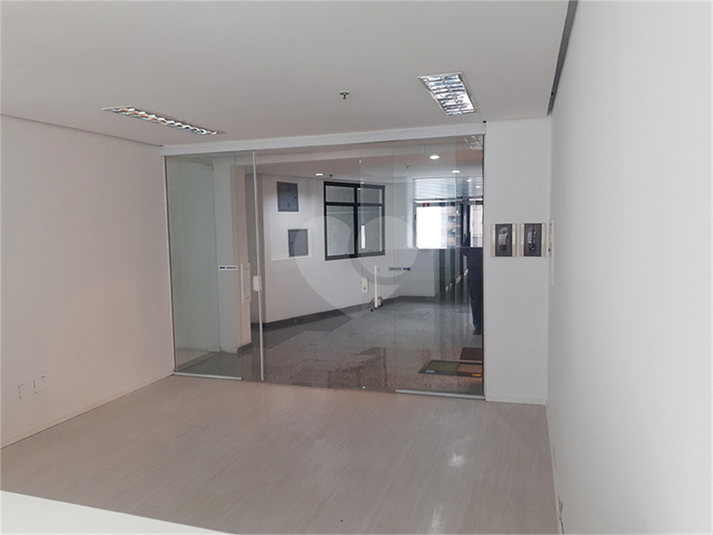 ITAIM OFFICE TOWER