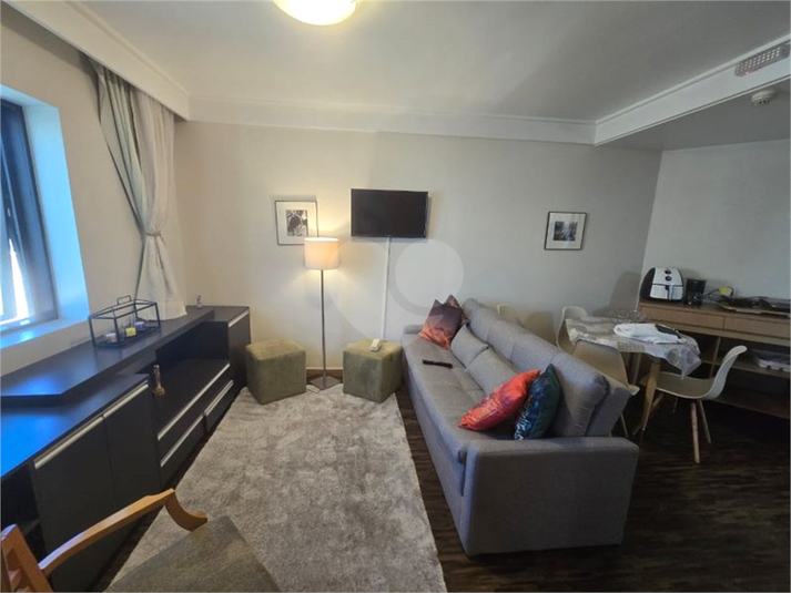 GREEN PLACE FLAT