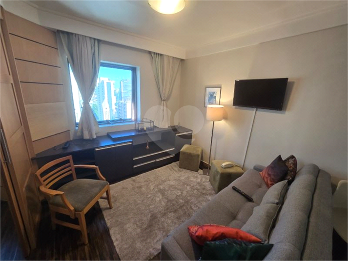 GREEN PLACE FLAT