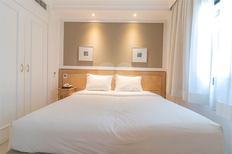 Universe Executive flat