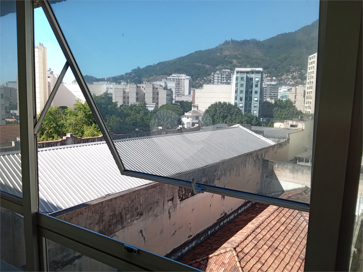 Praça Saens Pena