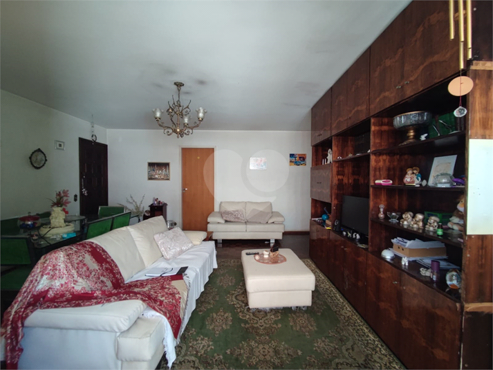 Democrata E Presidente