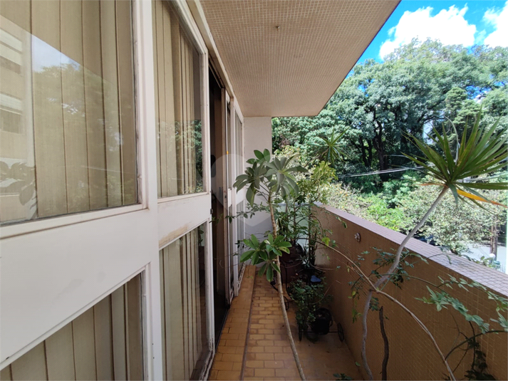 Democrata E Presidente