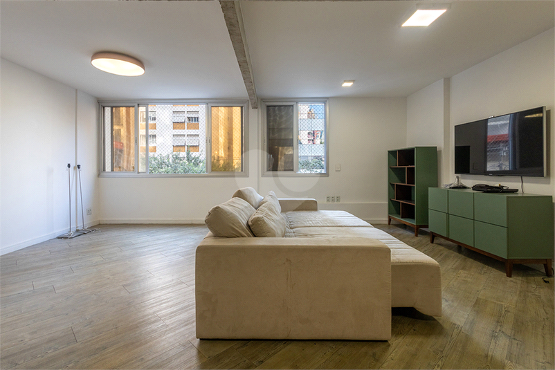 MAISON VERT