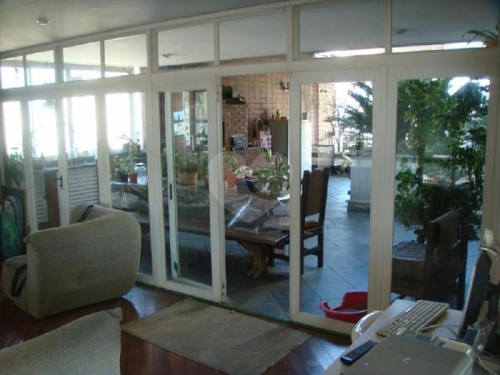 PALACETE DAS ÀGUIAS