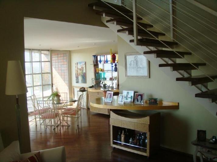 PALACETE DAS ÀGUIAS