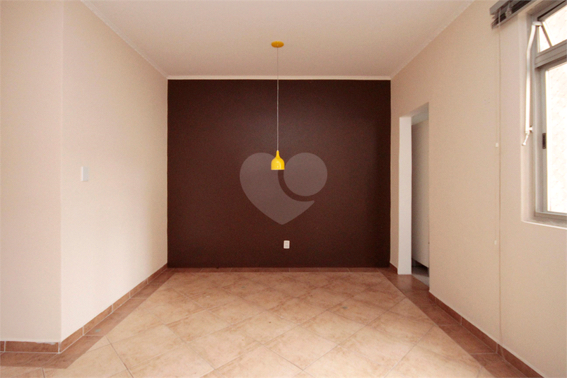 CONDOMÍNIO QUINTO ANDAR - 01313-000 - 301