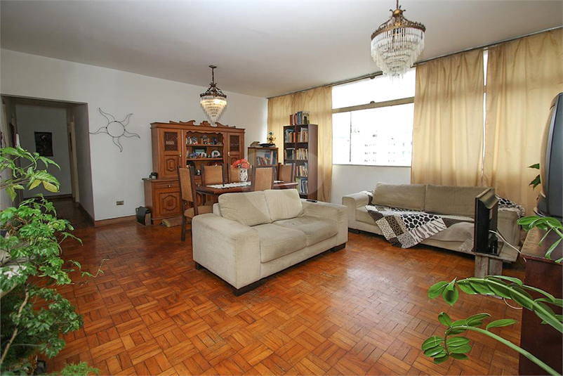 EDIFÍCIO MÁRCIA