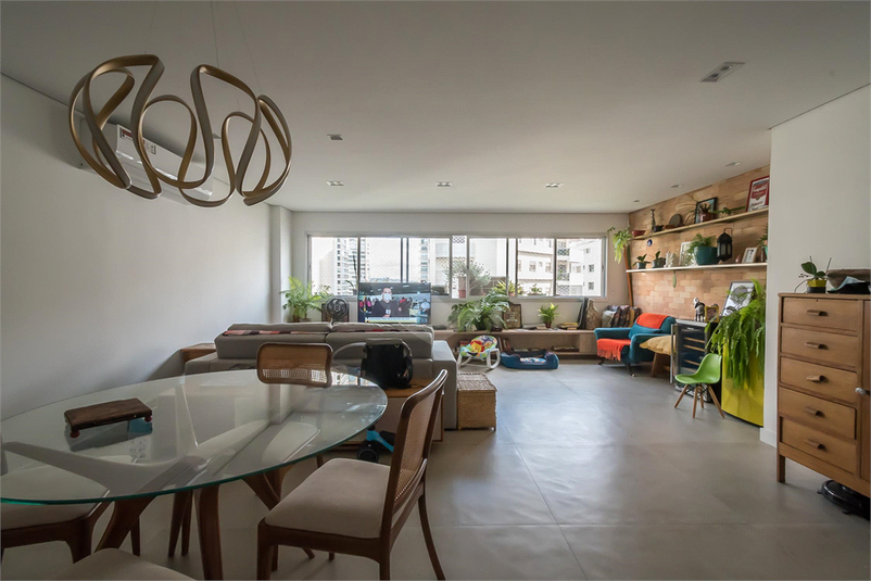 CONDOMÍNIO QUINTO ANDAR - 04618-030 - 981