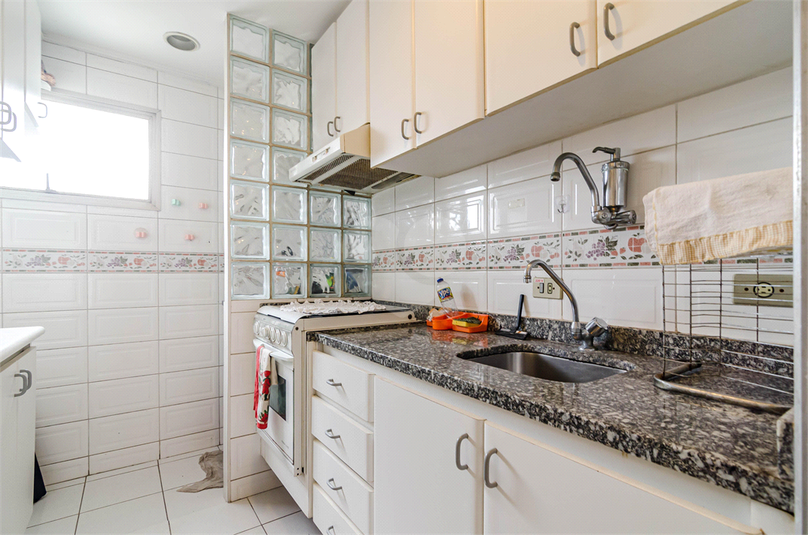 CONDOMÍNIO QUINTO ANDAR - 05407-000 - 840