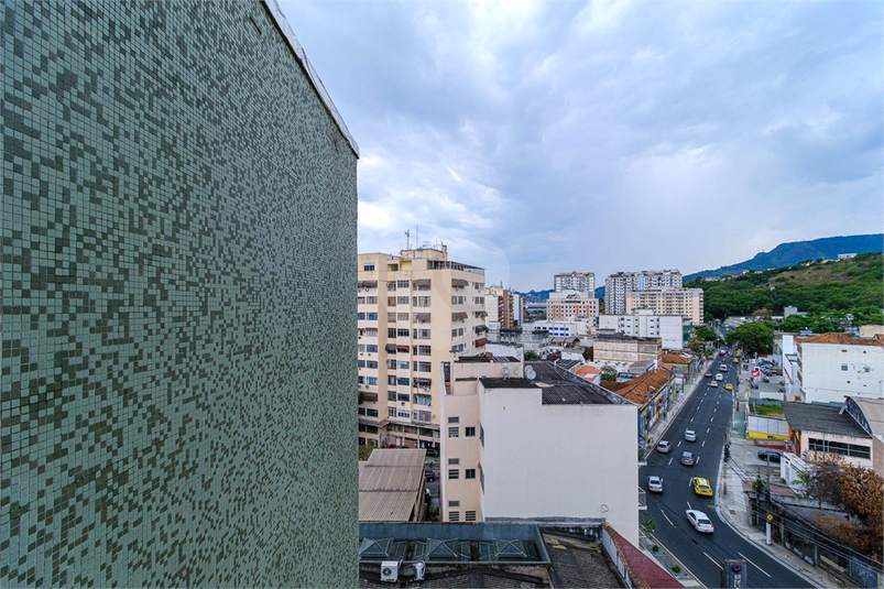 CONDOMÍNIO QUINTO ANDAR - 20950-003 - 704