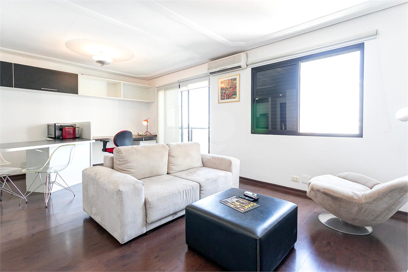 THE LANDMARK RESIDENCE