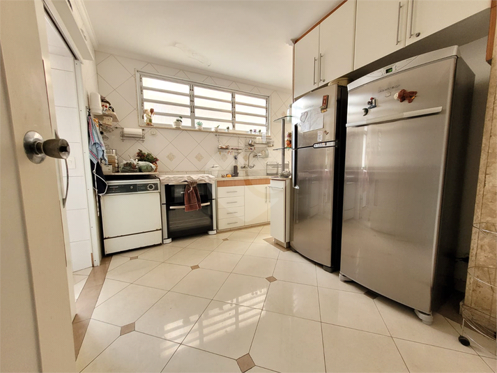 CONDOMINIO CECI PERI