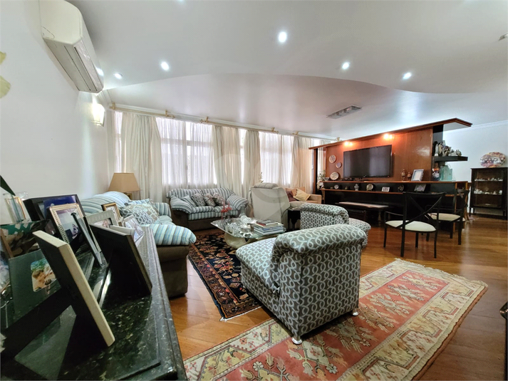 CONDOMINIO CECI PERI