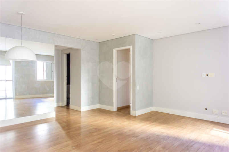 CONDOMÍNIO QUINTO ANDAR - 03166-000 - 956