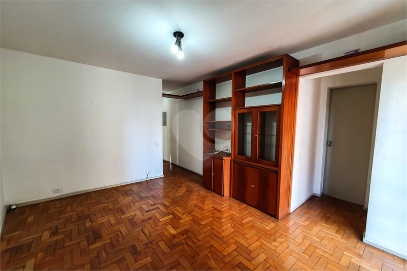 CONDOMÍNIO QUINTO ANDAR - 04014-010 - 751