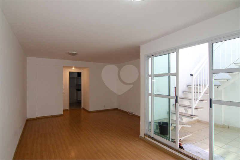 Condomínio do Edifício Saint Claire Residence
