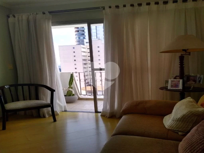 Praça Das Orquídeas