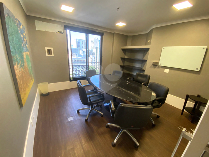 AVENIDA PAULISTA FIRST CLASS OFFICE