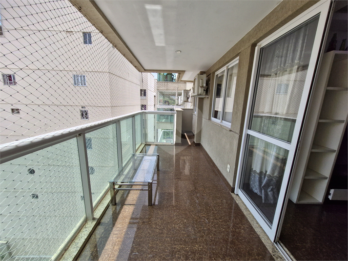 Condomínio Do Edifício Tijuca Uno