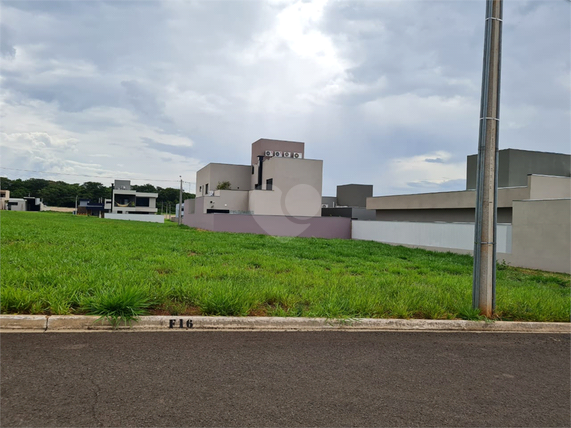 Venda Terreno Piratininga Residencial Villa De León 1