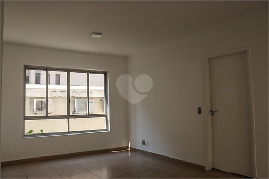 Edifício Emília Candreva