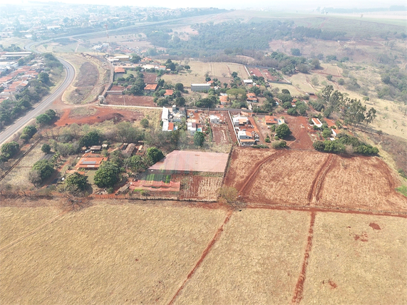 Venda Área de Terra Cravinhos Centro 1