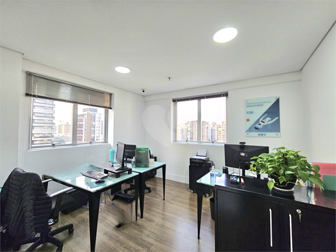 ILUMINAIRE OFFICE MOEMA