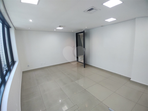 INTERNATIONAL OFFICE