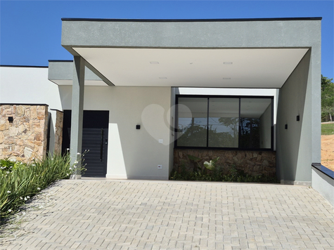 Condomíno Helena Maria