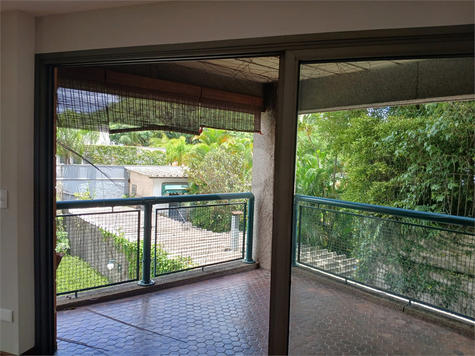 LA TOUR DES TERRASSES