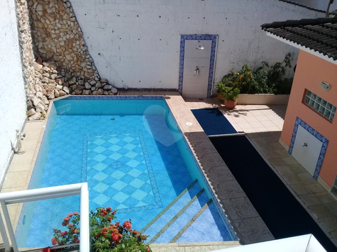 Condominio Lirio Dos Campos IV