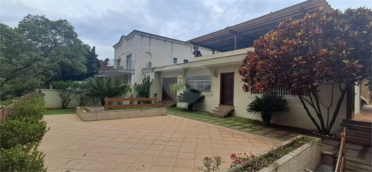 Foto REO1061425