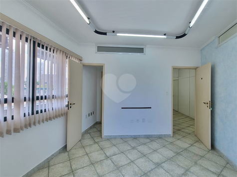 Vieira Business Center