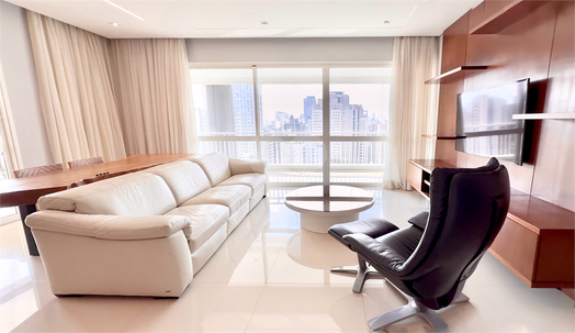 Lounge 161