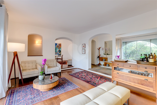 Condomínio Edifício Parque Dos Cisnes