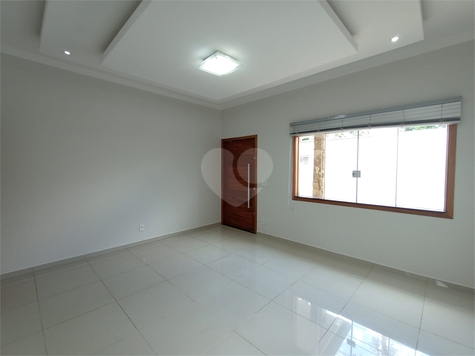 Foto REO1083375