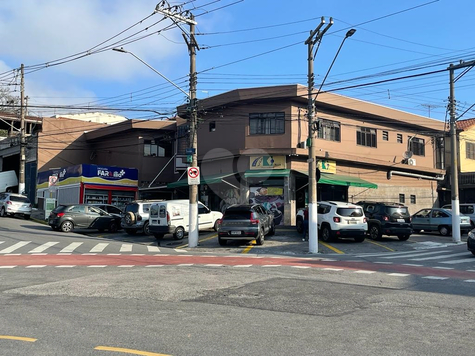 Condominio  Alberto Dias