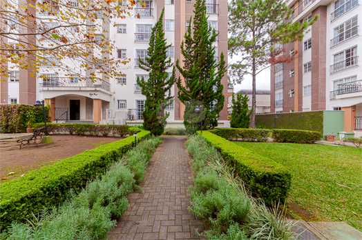 Residencial London Place