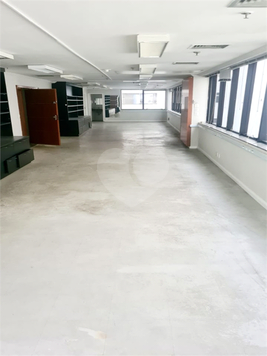 Condomínio Edifício Eugênio Center